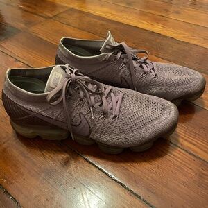 Nike VaporMax Flyknit in Purple